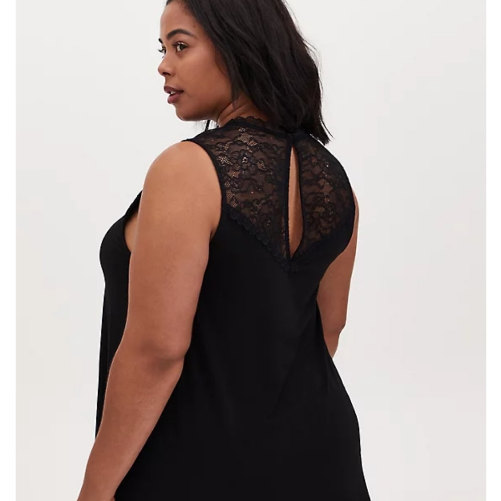 Torrid - BLACK STUDIO KNIT LACE MOCK NECK TANK - Picture 5 of 9